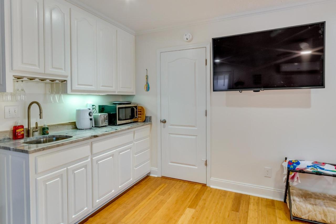 Gulf Breeze Vacation Rental For 2 With Pool Access! Buitenkant foto