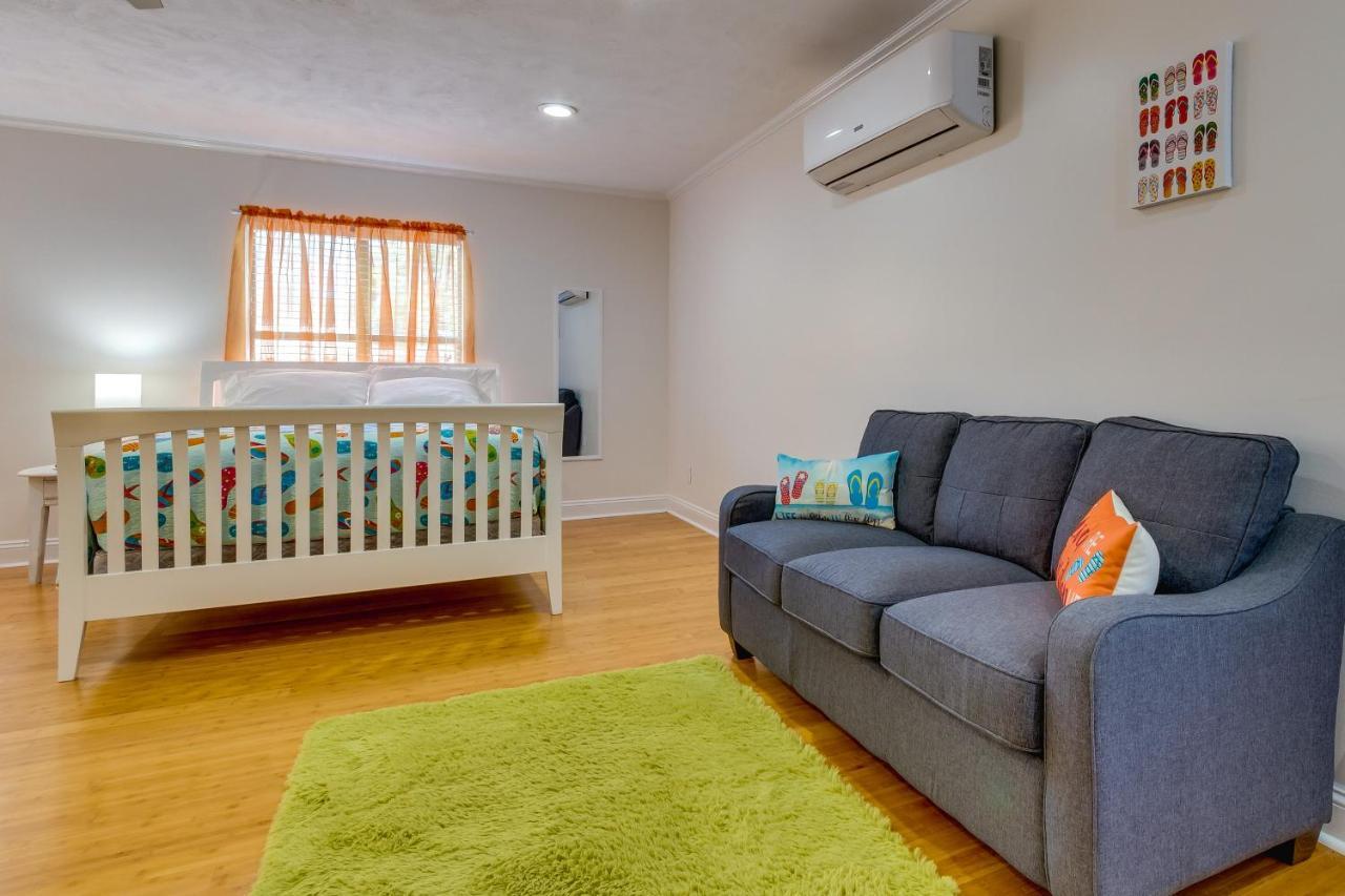 Gulf Breeze Vacation Rental For 2 With Pool Access! Buitenkant foto