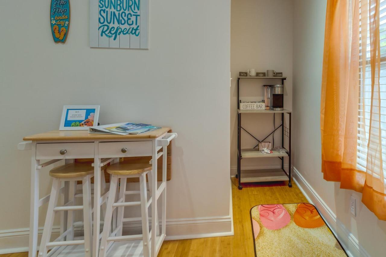 Gulf Breeze Vacation Rental For 2 With Pool Access! Buitenkant foto